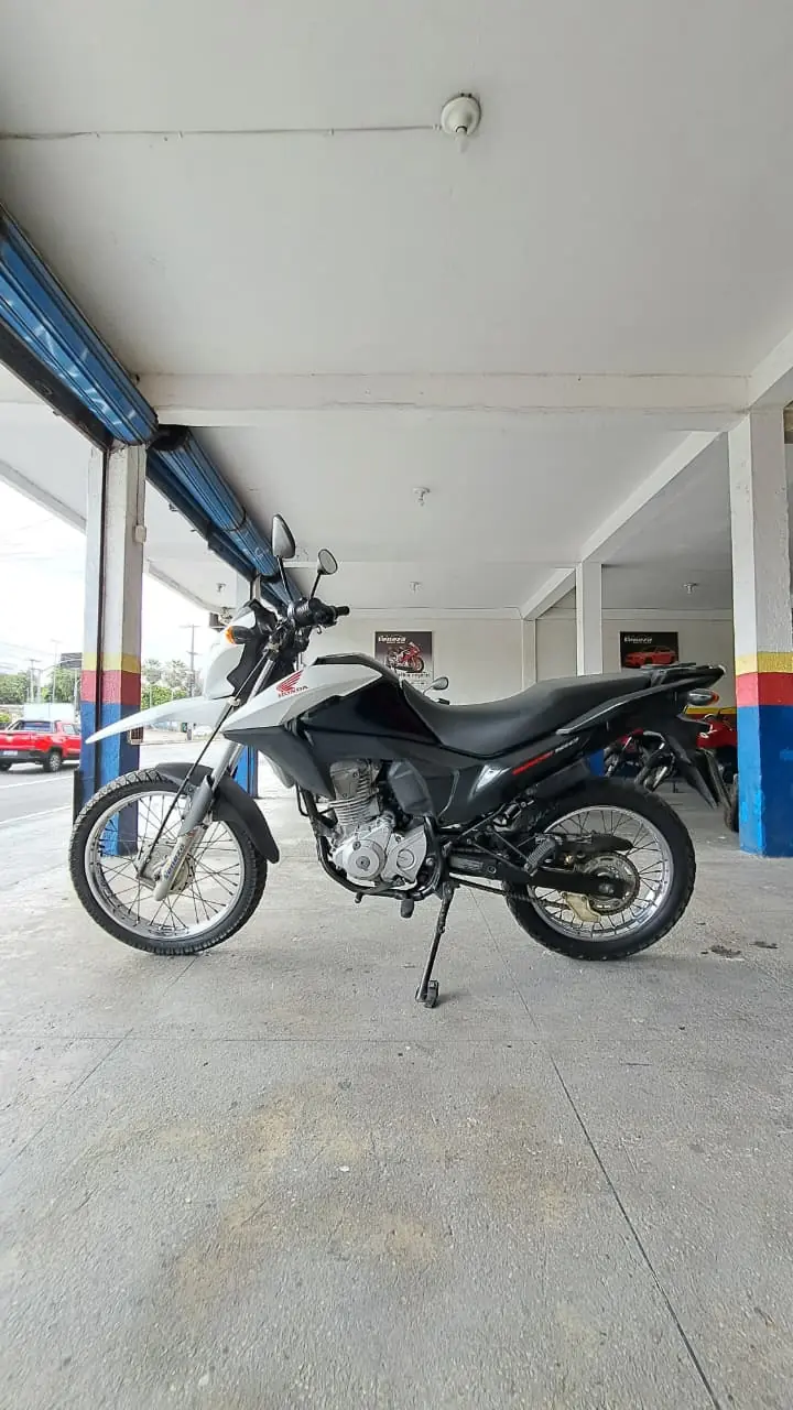 HONDA BROS 160 ES LATERAL ESQUERDA